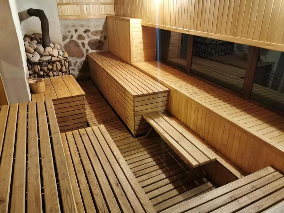 Taujenu Dvaro Sveciu Namai Taujenai Exterior photo